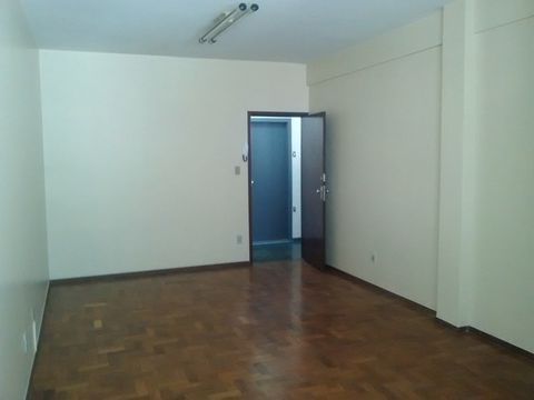 Foto Sala / Conjunto Comercial