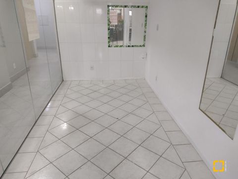 Foto Sala / Conjunto Comercial