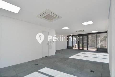 Foto Sala / Conjunto Comercial