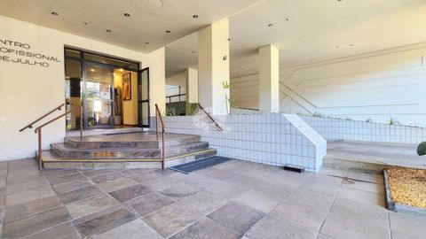 Foto Sala / Conjunto Comercial