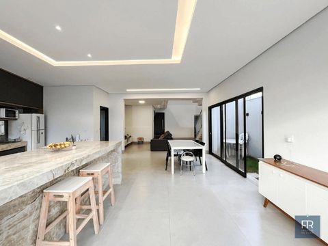 Foto Casa em Condomínio