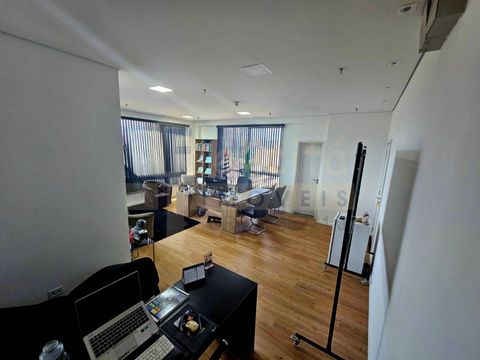 Foto Sala / Conjunto Comercial