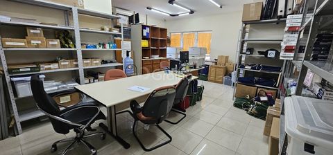 Foto Sala / Conjunto Comercial