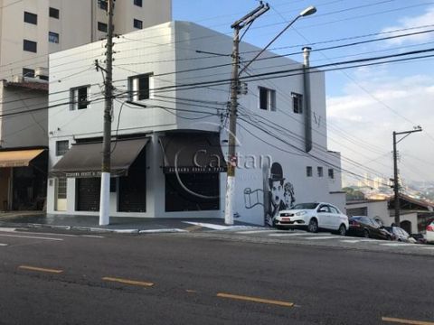Foto Edifício Inteiro