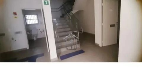 Foto Edifício Inteiro