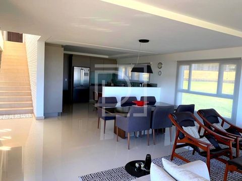 Foto Casa em Condomínio