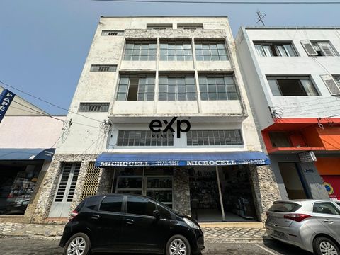 Foto Edifício Inteiro