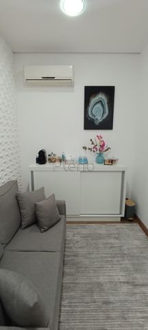 Foto Sala / Conjunto Comercial