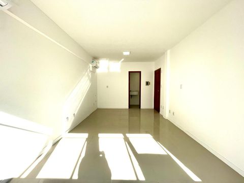 Foto Sala / Conjunto Comercial