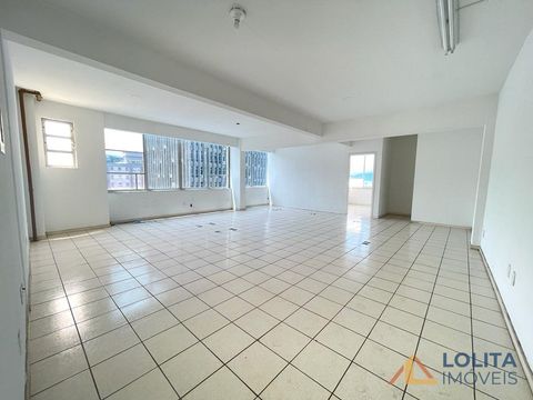 Foto Edifício Inteiro