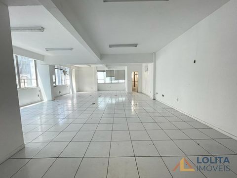 Foto Edifício Inteiro