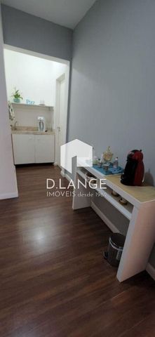 Foto Sala / Conjunto Comercial