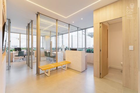 Foto Sala / Conjunto Comercial