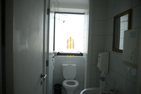 Foto Sala / Conjunto Comercial