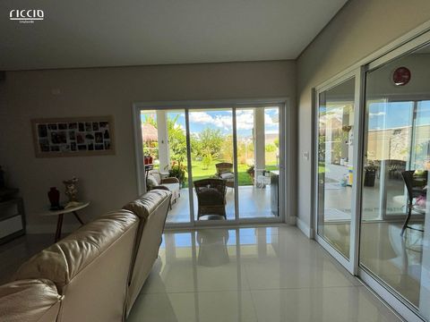 Foto Casa em Condomínio