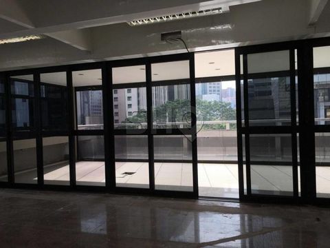 Foto Edifício Inteiro