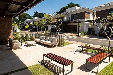 Foto Casa em Condomínio