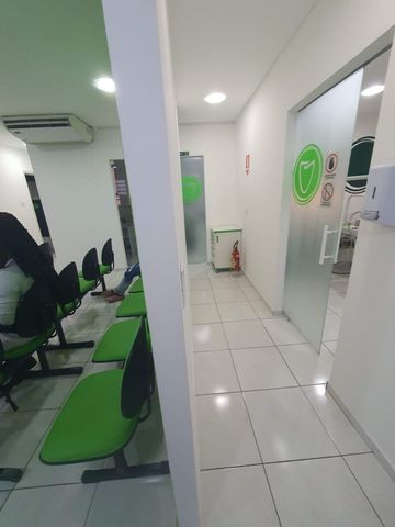 Foto Edifício Inteiro