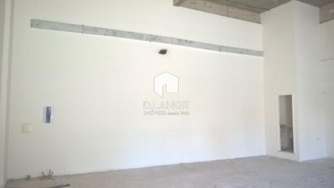 Foto Sala / Conjunto Comercial