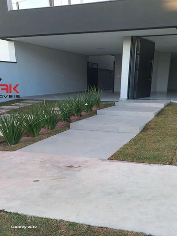 Foto Casa em Condomínio