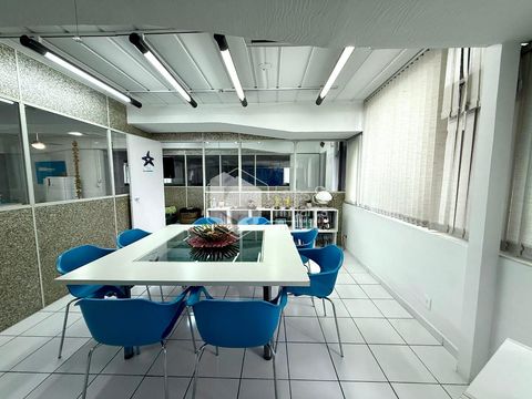 Foto Sala / Conjunto Comercial