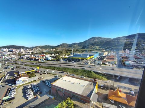 Foto Sala / Conjunto Comercial