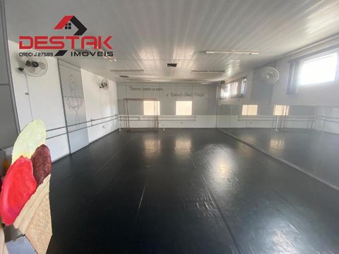 Foto Sala / Conjunto Comercial