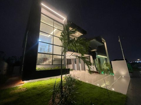 Foto Casa em Condomínio