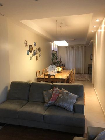 Foto Casa em Condomínio