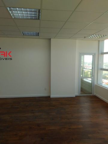 Foto Sala / Conjunto Comercial