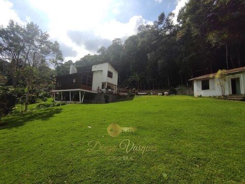 Foto Fazenda / Sítio / Chácara