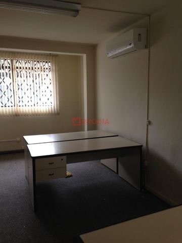 Foto Sala / Conjunto Comercial