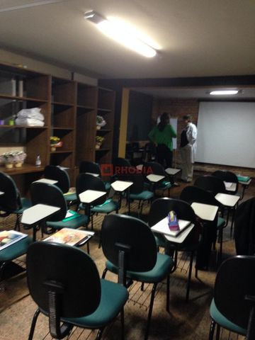 Foto Sala / Conjunto Comercial