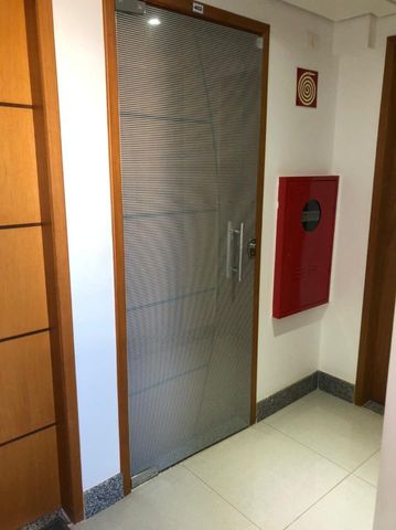 Foto Sala / Conjunto Comercial