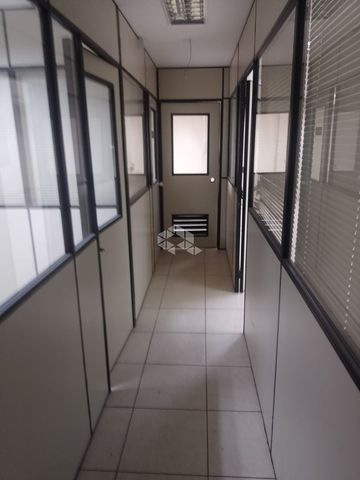 Foto Edifício Inteiro