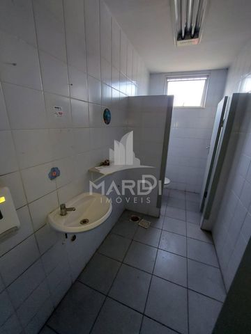 Foto Edifício Inteiro