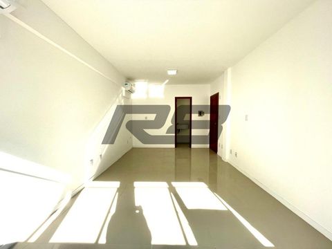 Foto Sala / Conjunto Comercial