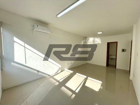 Foto Sala / Conjunto Comercial