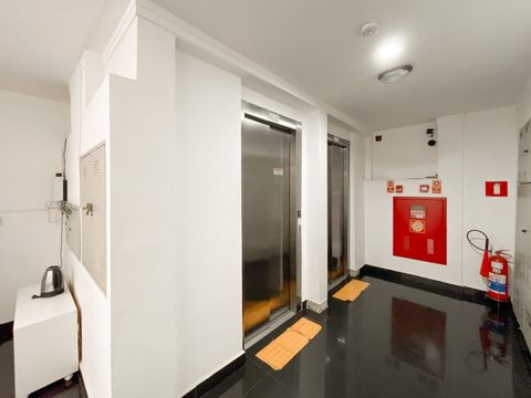 Foto Sala / Conjunto Comercial