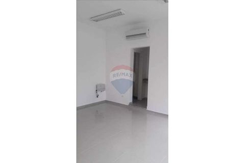 Foto Sala / Conjunto Comercial
