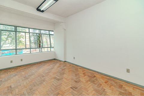 Foto Sala / Conjunto Comercial