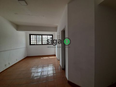 Foto Edifício Inteiro