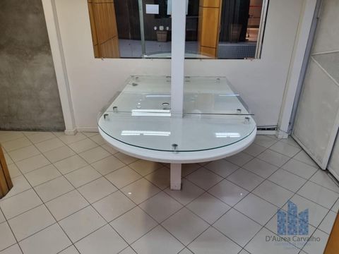 Foto Sala / Conjunto Comercial