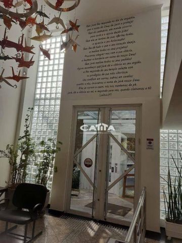 Foto Edifício Inteiro