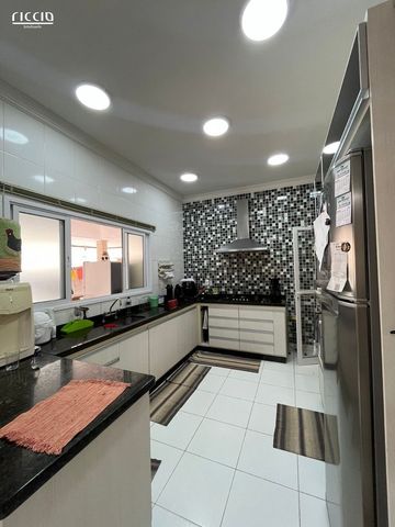 Foto Casa em Condomínio