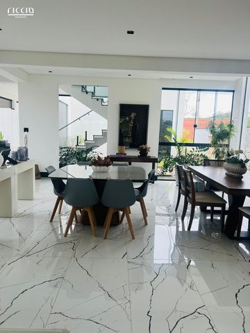 Foto Casa em Condomínio