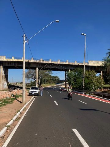 Foto Edifício Inteiro