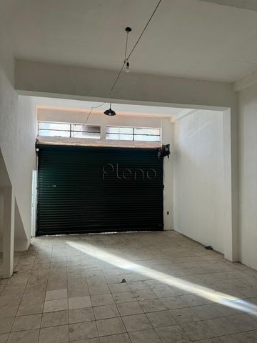 Foto Edifício Inteiro