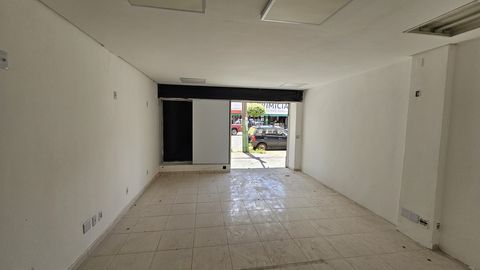 Foto Sala / Conjunto Comercial