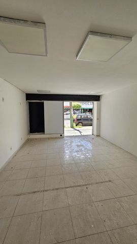 Foto Sala / Conjunto Comercial